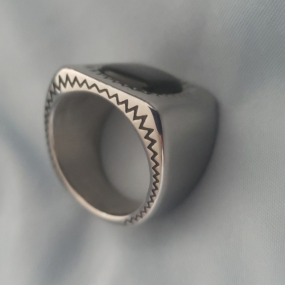 509- Black Handmade Men's Ring Size 10 NWT - Picture 1 of 7